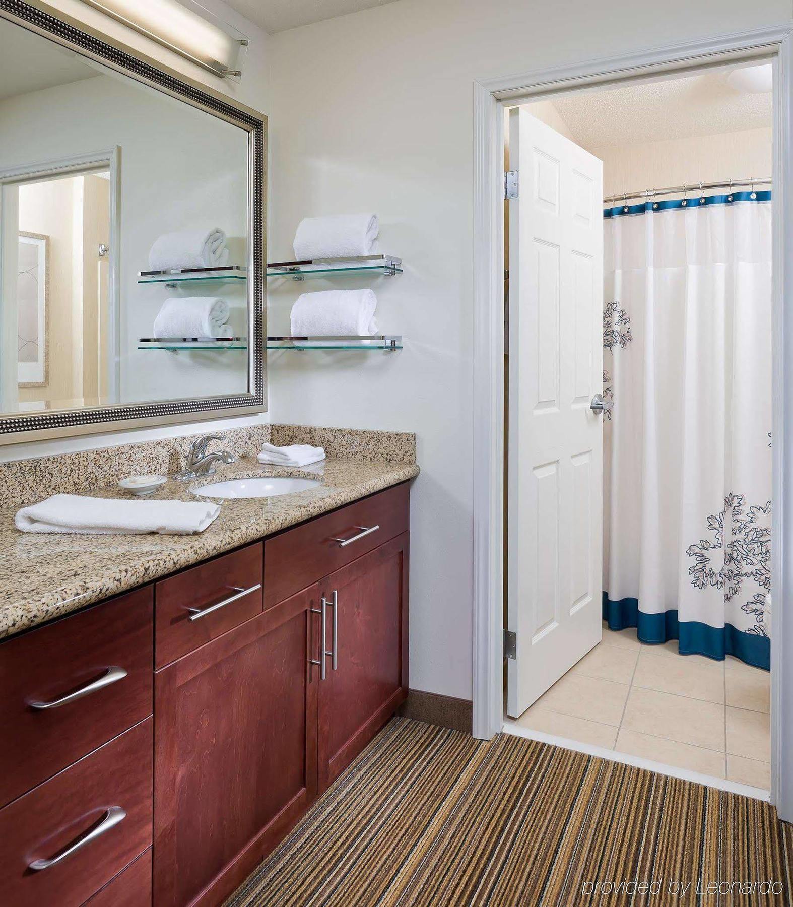 Residence Inn By Marriott Houston The Woodlands/Lake Front Circle 외부 사진